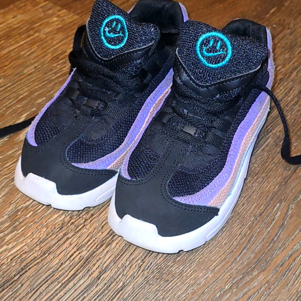 Nike Air Maxes Size 10C